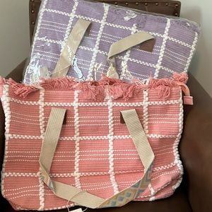 NWT woven cotton checkered tote bag w/thick patterned guitar strap/zipper/1pckt